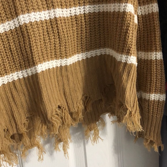 Alison Andrews Brown and White Striped Raw Hem Fall V-Neck Woven Knit Sweater - Picture 6 of 9